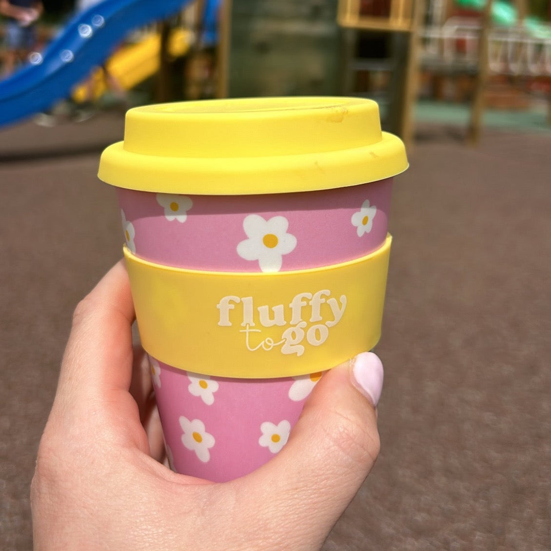 CLASSIC DAISY COFFEE CUP